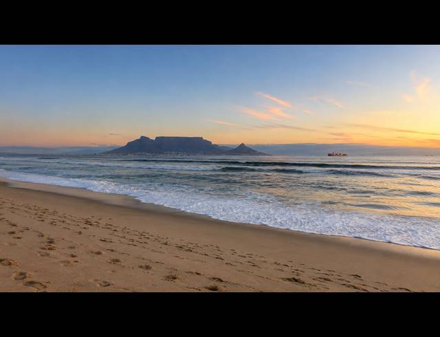 2 BEDROOM APARTMENT FOR SALE IN BEACHFRONT